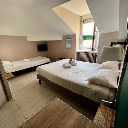 Saint Hotel 2*